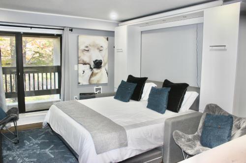 . Ski Condo with Garage Parking and Pool