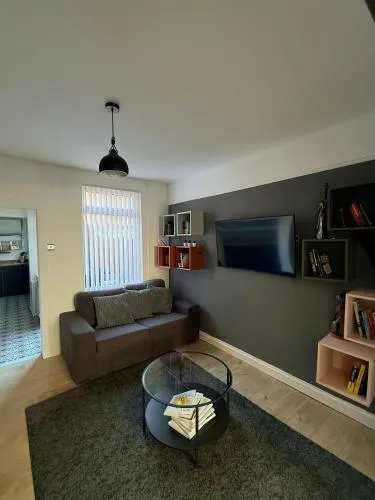 Cityscape-Cosy House By Anfield photo 2