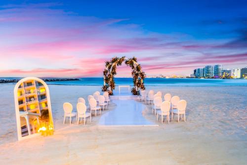 Krystal Grand Cancun All Inclusive, Cancún (zdjęcie 9)