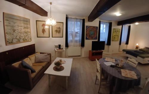 Appartement 45 qm mit Bad an der Mosel - Nähe Koblenz (Appartement 45 qm mit Bad an der Mosel - Nahe Koblenz) in 迪布利希