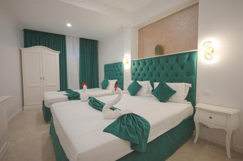 Old Town Boutique Hotel - image 2