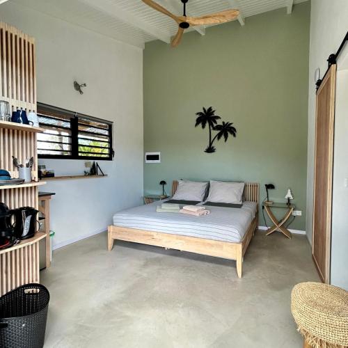 Dushi Shelter studio in Tera Korá