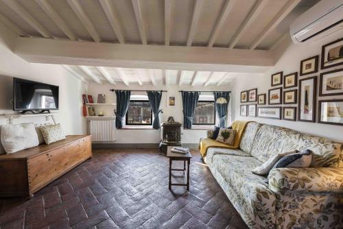 Pitti Art by MMega - main image