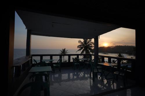 منظر, Moringa Beach in ميرريسا