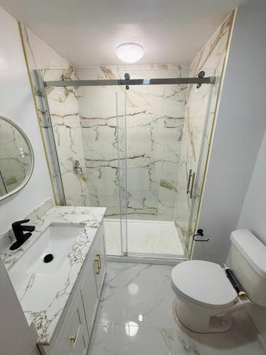 Bathroom, Macoun Stay in Alta Vista