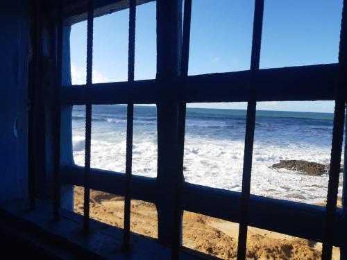 Grotte Atlantique Aglou in ทิซนิท