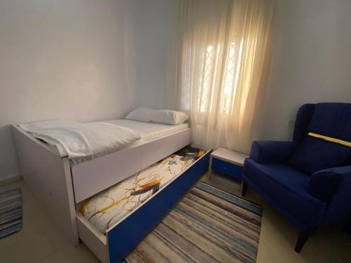 Flamingo 1 spacious solar powered 2 bedroom home with a stocked ready kitchen in ยอส