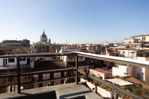Appartamento Via delle Carrozze, Piazza di Spagna, Roma (foto 8)