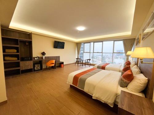 2 double beds