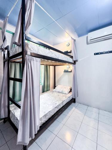 Pura Vibra Hostel, Фортуна (фото 9)