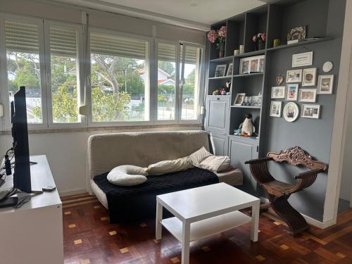 Beach duplex for families and surfers! in Parede