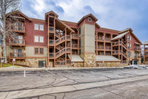 202 B Town Pointe condo - image 5