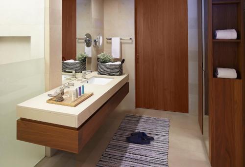 The Classic 500 Pentaz Executive Residence Room Type - Superior Suite (3 Adults)