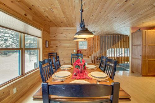 Dock & Foosball: Esquagama Lake Family Cabin in Biwabik (MN)