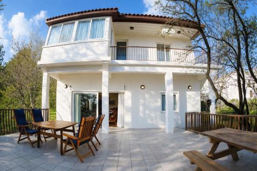 Forest Park Villa in 萊米圖