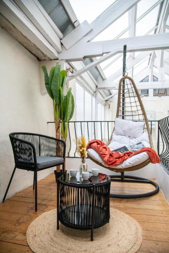 Loft Art Déco Terrasse Verrière Clim Lit king size