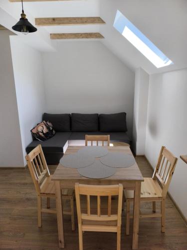 Apartamenty - Stara Stajnia - Na krańcu Świata (Apartamenty - Stara Stajnia - Na krancu Swiata) in Milkow