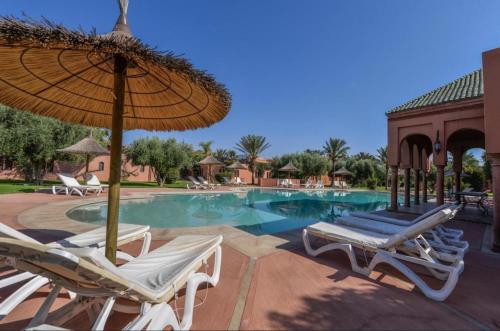 Maison Riad dans la Palmeraie de Marrakech avec piscine - image 2