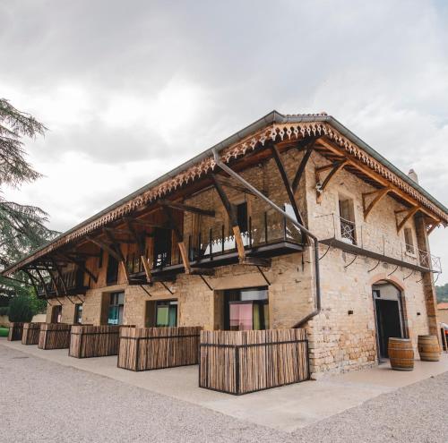 Hôtel Séquoias (Hotel Sequoias) in Ruy-Montceau