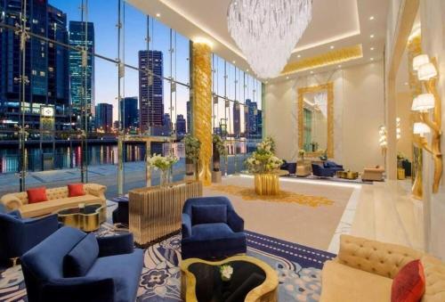 DAMAC MAISON PRIVE - Deluxe Studio With Balcony & Water Canal View - image 3