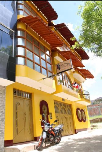 Cima Backpackers Hostel B&B