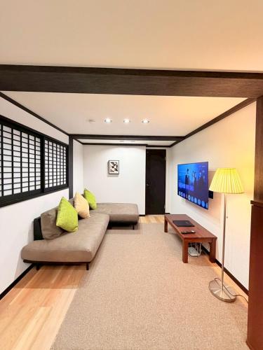 全新裝潢Kees Cozy Home 花園北01日本製床墊 花園町車站2分鐘 直達梅田 難波