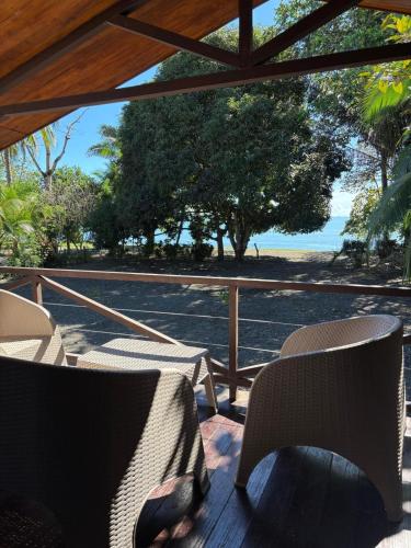 Skats, Casa Zafiro 2 bdr beach house AC WIFI BBQ in La Palma
