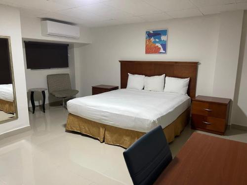 Hotel Frontera Baja – Mexicali, BC