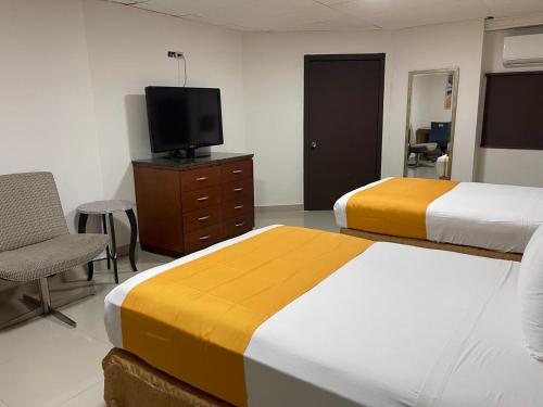 Hotel Frontera Baja