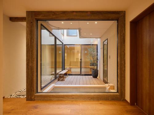 OKADOYA Osaka Kishinosato-tamade Sky Window SPA