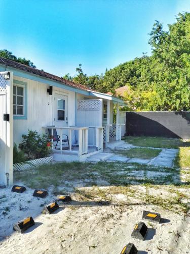 Island Harmony Compound