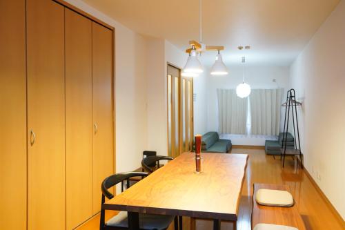 Ln36 神戸駅徒歩6分 最大14名宿泊可能な70平米メゾネット一軒家