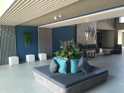 LPN Cha-am Beachfront Wifi 10m toBeach 1BR ติดทะเล - 숙소 외관