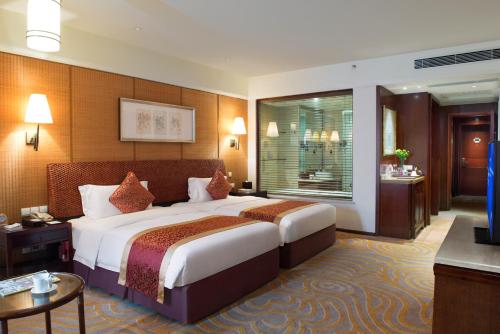 2 twin beds