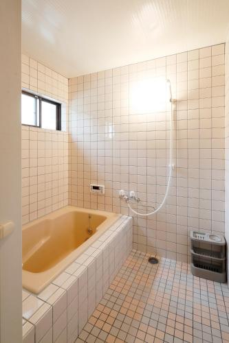 Japanese-Style Triple Room with Shared Bathroom