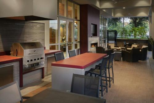 Residence Inn by Marriott Orlando Downtown - image 2