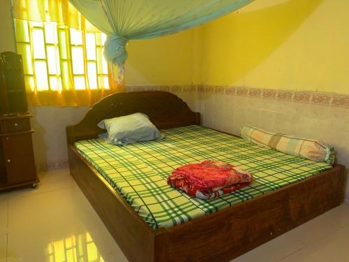 សុខ ស្រីមុំ Sok Sreymom Homesty in Stueng Saen