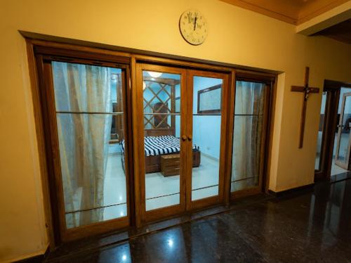 Ferns guest house in Divar