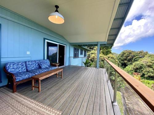 Kona Farm Stay, Ocean and Sunset Views in Honalo (HI)