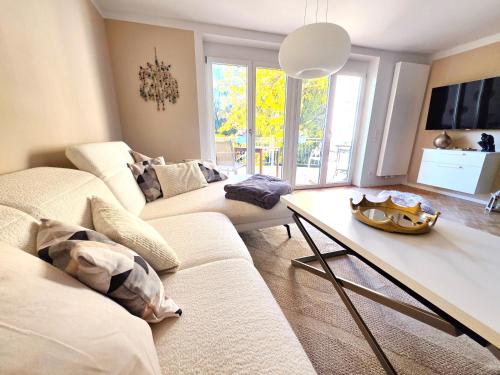Jeanys Walhalla Suite in Donaustauf 11 km von Regensburg am Donauradweg in Donaustauf, Deutschland