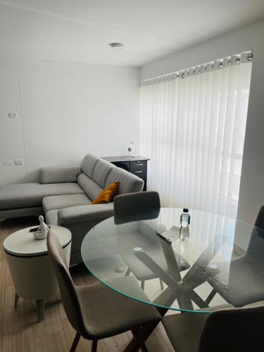 Apartment near downtown - image 3