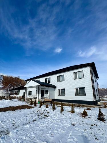 Hotel Kolsay Eki Agayindy - Tap to explore photos