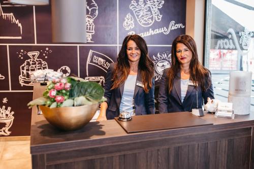 Hotel Sion – Cologne, IA