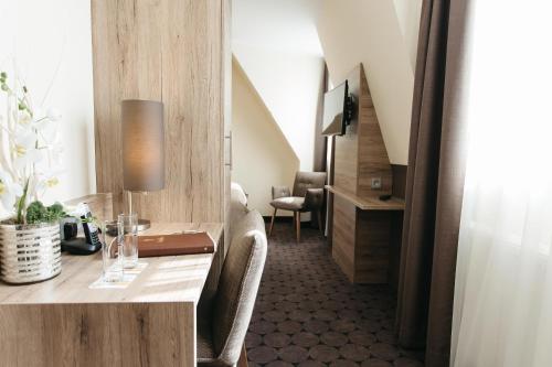 Hotel Sion – Cologne, IA