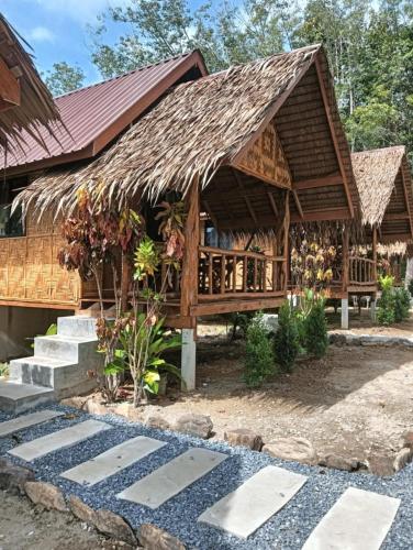 Bansuan Lanta Maikaew - Koh Lanta