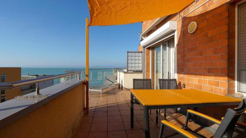 Galerius Golden Beach Apartment - image 4