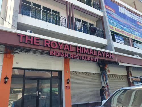 Exterior view, Royal Himalayan Hostel in Samut Prakan