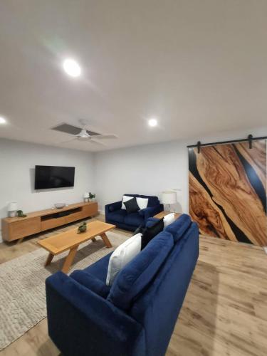 Koplietošanas atpūtas telpa ar TV, Sheik Oasis in Lightning Ridge