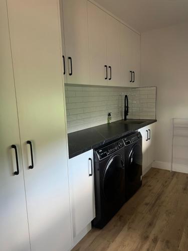 Sheik Oasis in Lightning Ridge