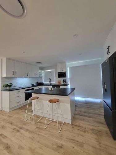 Sheik Oasis in Lightning Ridge